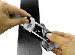 Skiman Adjustable Base Edge Angle Guide: 0.5 to 1.5 degrees